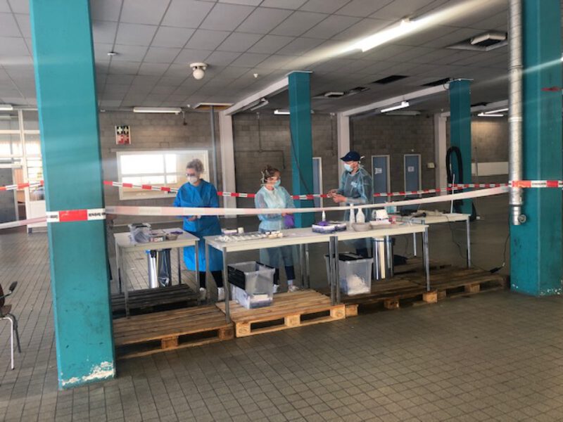 Medewerkers in kazerne